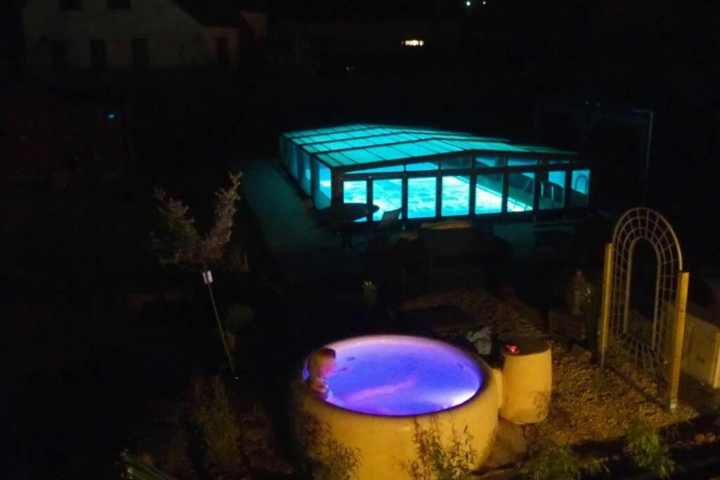 Hébergement de vacances Du Curnolo 3* Pour 4/6pers Avec Spa, Piscine Namur